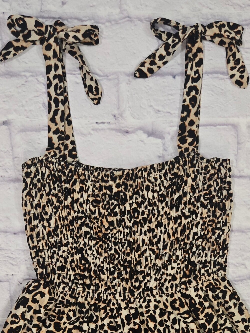 Urban Heritage Leopard Print Wide Leg Jumpsuit Tie Strap Size Large - Picture 2 of 10